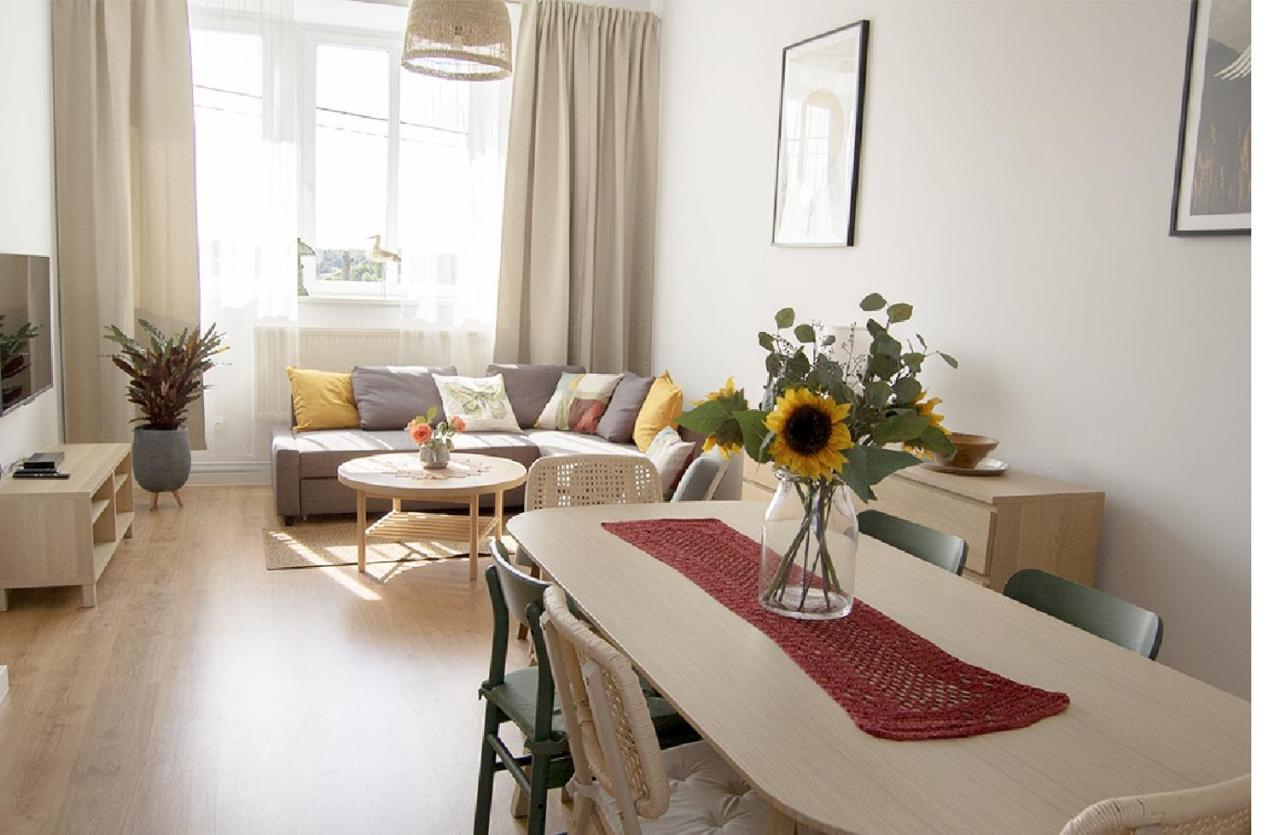 Apartament Na Jeziornej カルトゥジ エクステリア 写真