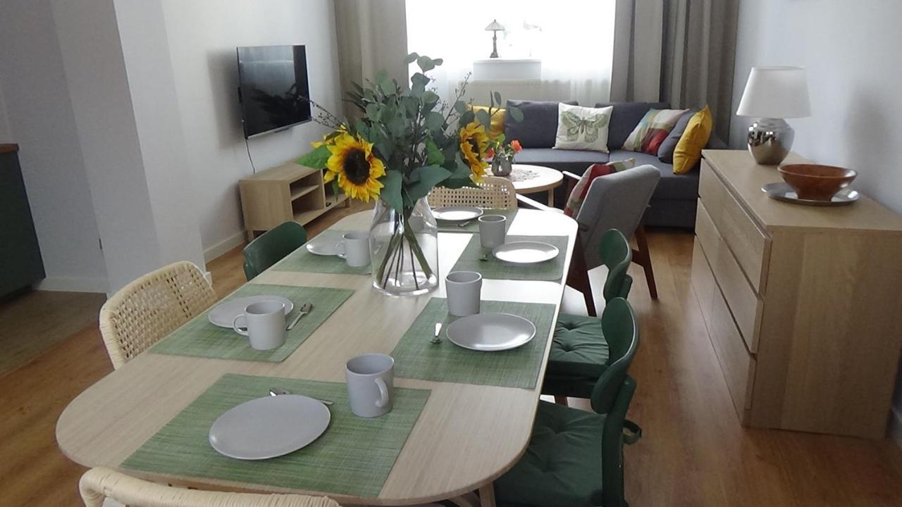 Apartament Na Jeziornej カルトゥジ エクステリア 写真